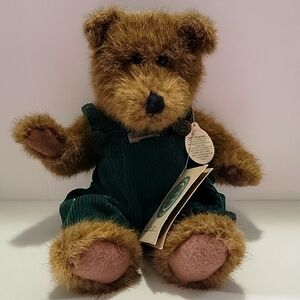 Boyd's Bears "Harrison" plush bear in cordaroy overalls
